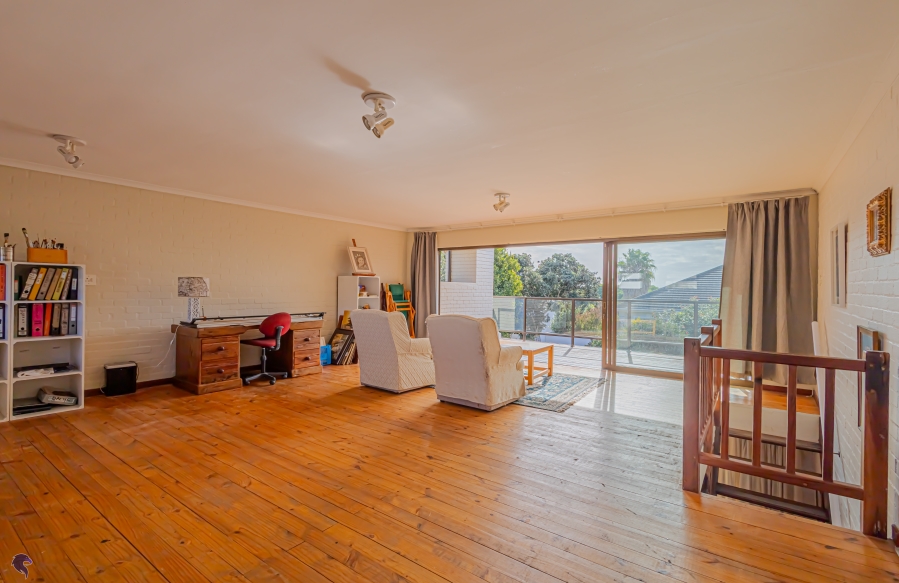 4 Bedroom Property for Sale in Country Club Western Cape